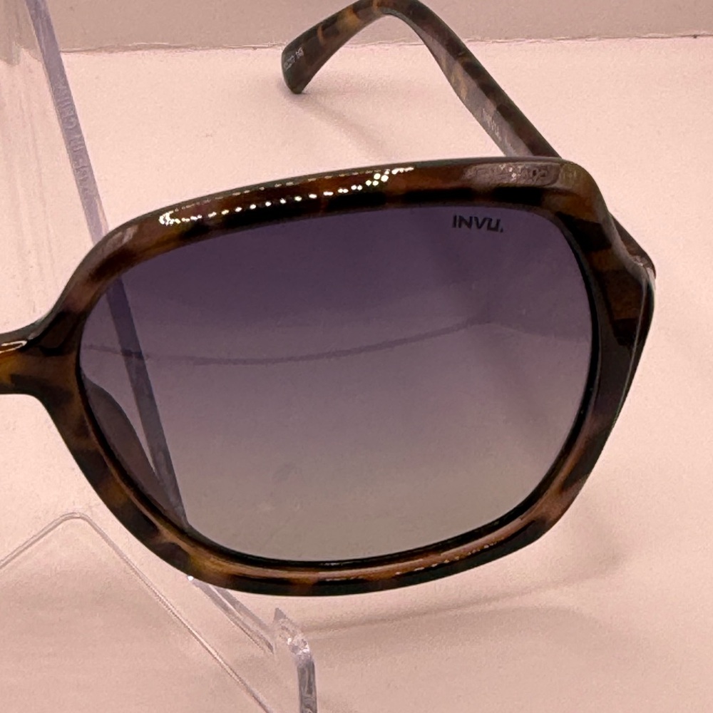 InvuTortoise Shell Sunglasses - Picture 2 of 5